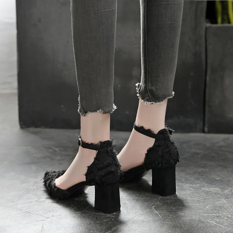 Женские замшевые туфли-лодочки с острым носком Розовые Кожаные классические на