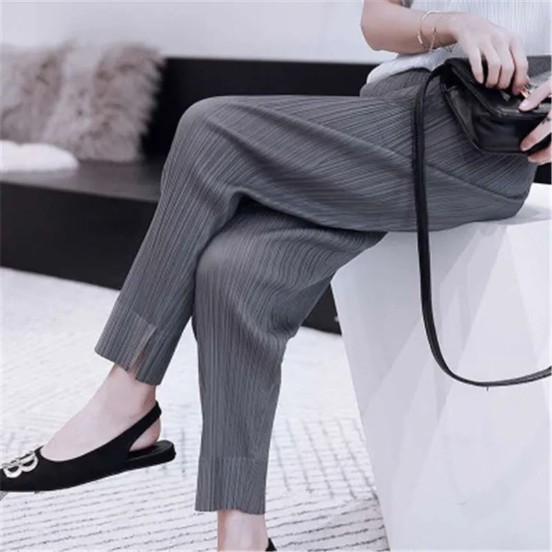 

Miyake pleated fashion new cropped trousers, solid color, large size, slim fit, urban casual pants, split pants, women's pants