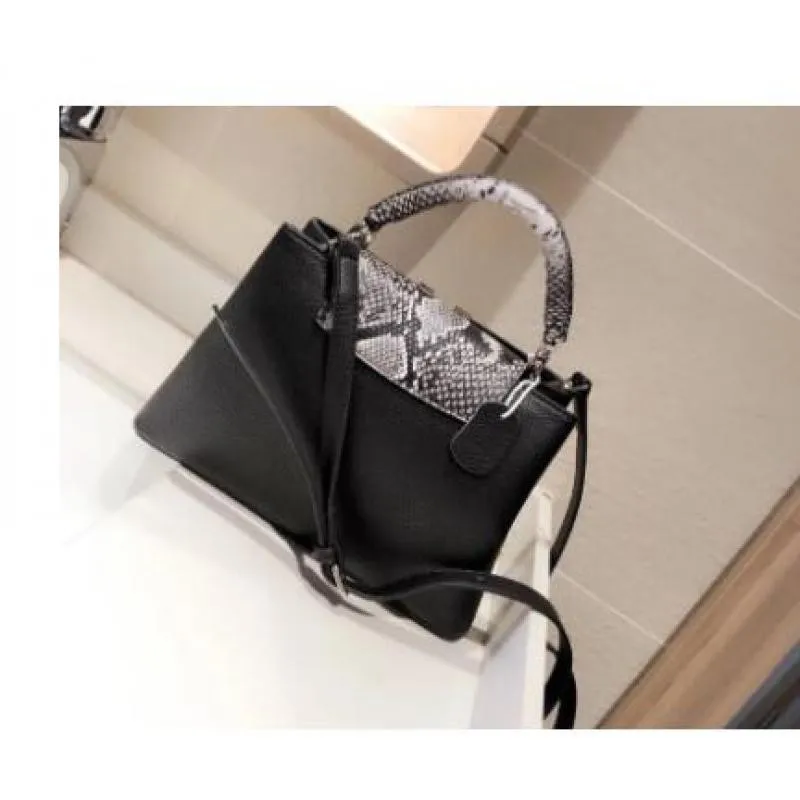 

Designer Luxury Handbags Purses Taurillon Handbag Shoulder Bags Ladies Cross Body Bags Genuine Leather Bag Wallet Capucines