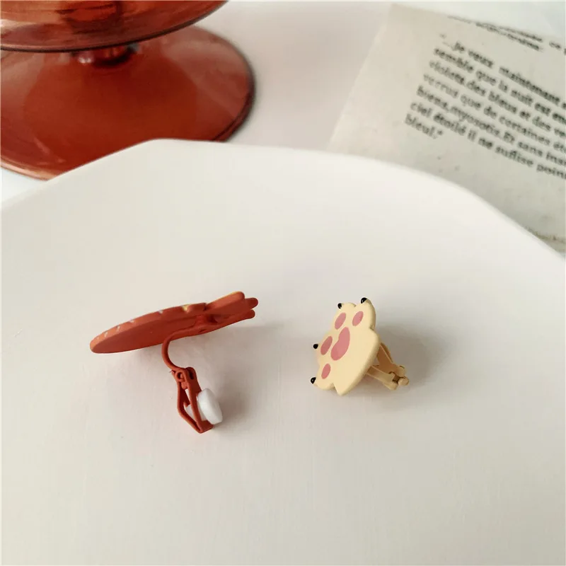 Серьги-клипсы без пирсинга в японском стиле с изображением кошки - купить по