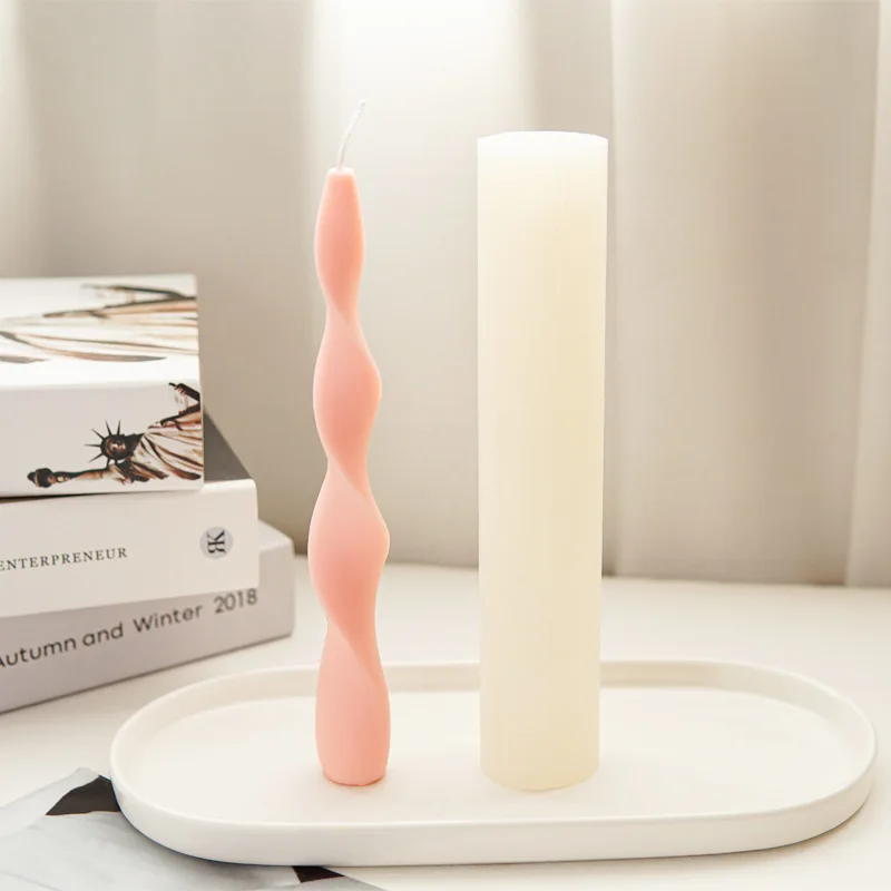 

Силиконовая форма для свечей в виде полоски