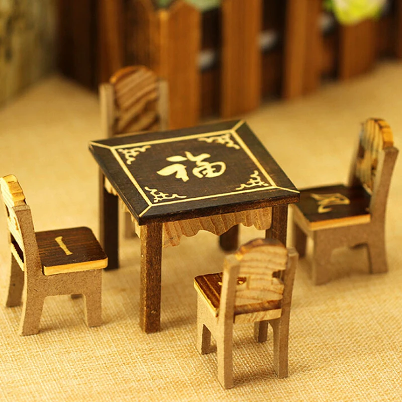 Набор миниатюрных деревянных стульев для кукольного домика 5 шт. |