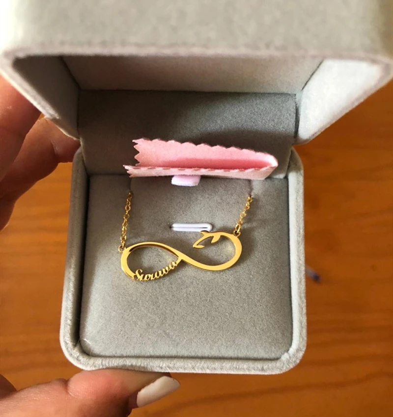 Фото Индивидуальное ожерелье с именем листьев бесконечности из нержавеющей стали Индивидуальное ожерелье с именем листьев бесконечности из нержавеющей стали