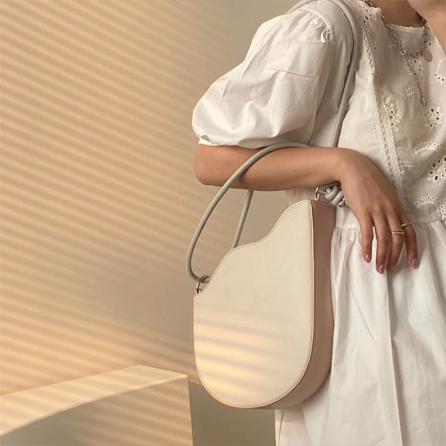 

Vintage Irregular Shoulder Bag Luxury Brand Female Handbags 2021 Summer Women Panelled Underarm Messenger Bag Baguette Hand Bags