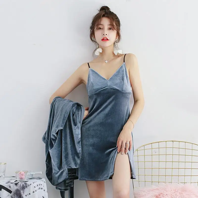 Sexy Lady Deep V-neck Backless Spaghetti Strap Nightdress Sleepwear Exquisite Velvet Nightgown Nightwear Elegant Solid Homewear - Цвет: Blue Gray