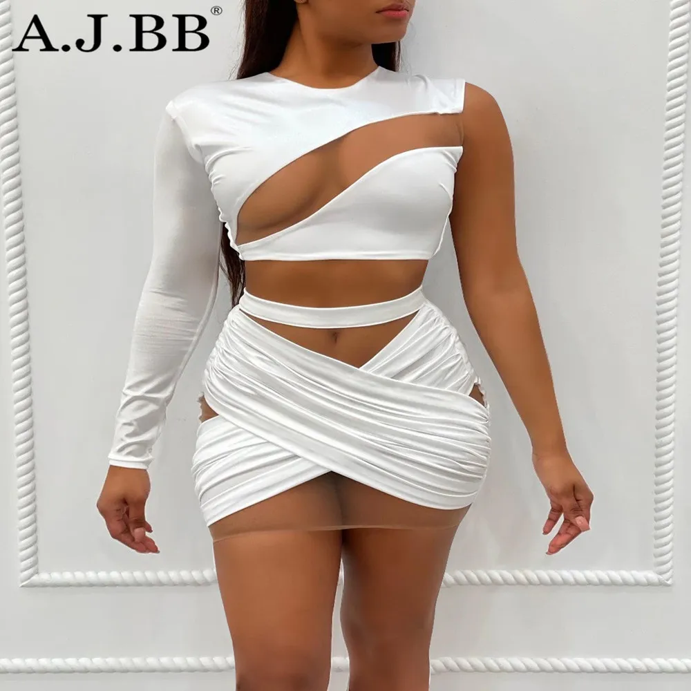 

Новинка лета 2021, пикантная однотонная модная Облегающая рубашка с круглым вырезом и коротким рукавом для ночного клуба из двух предметов, ж...