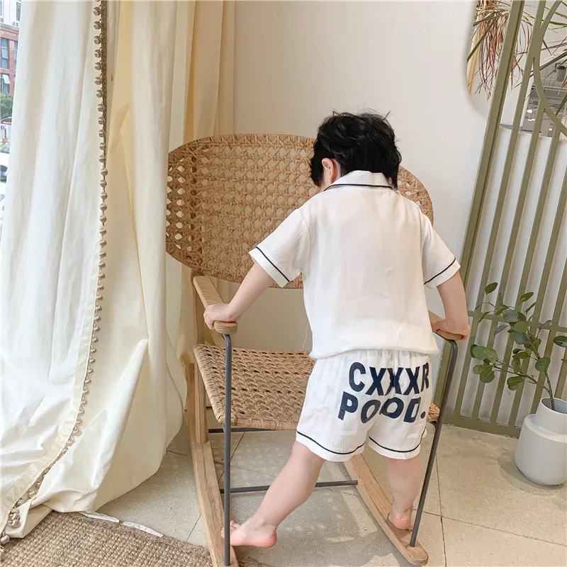 Детская летняя одежда шорты с короткими рукавами два комплекта От 3 до 8 лет