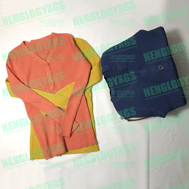 Большие размеры женские свитера с пуговицами весна осень зима однотонный