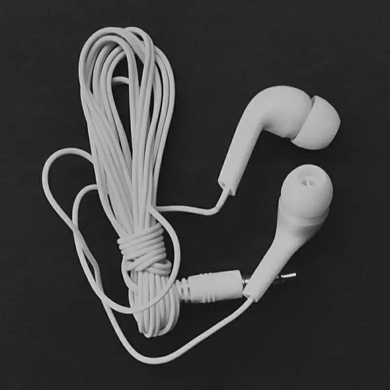 

earphones with Mic 3.5mm In-Ear Wired Earphone Earbuds Stereo Headpset Universal for Xiaomi iPhone PC S4
