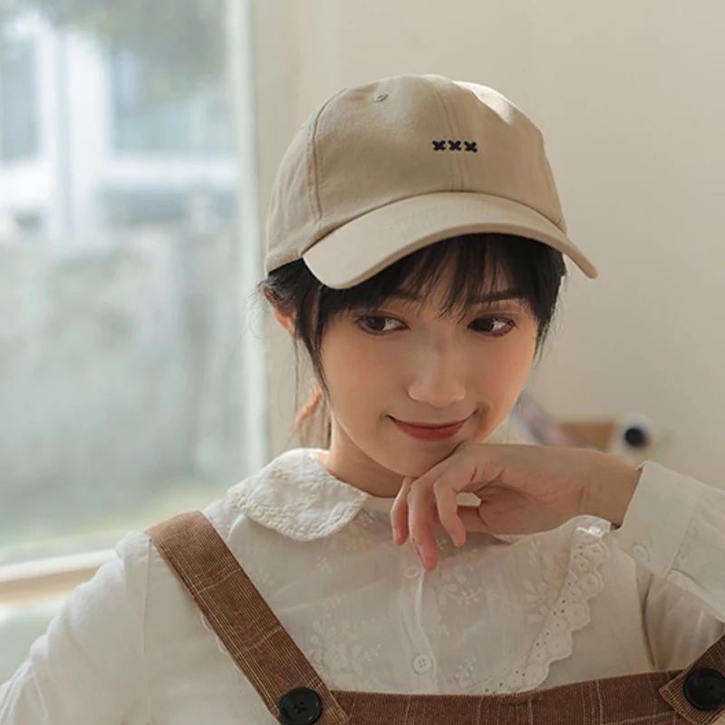 

Simple embroidered Korean baseball cap spring and summer street matching sunshade cap for men and women baseball caps for women