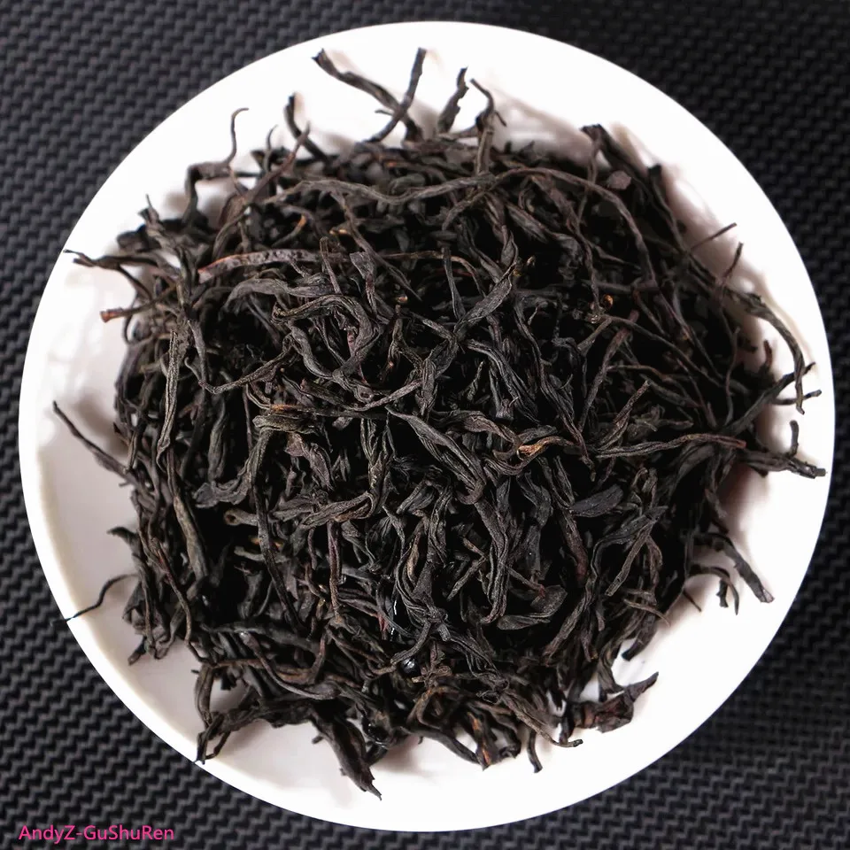 

China Tea High Quality Bulk Zheng-shan Xiao-zhong Wuyishan Lapsang Souchong Black Tea Nourishing Stomach Tea toy