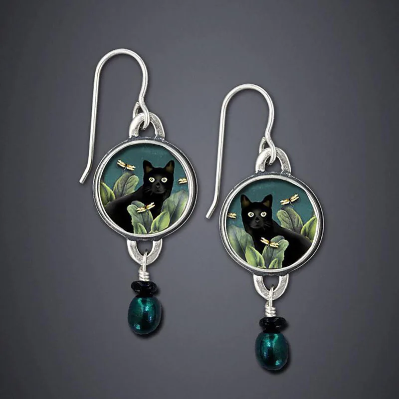 

Creative Mysterious Black Cat Earrings for Women Jewelry Round Painting Dog Animal Green Leaves Blue Pearl Pendant Drop Earrings
