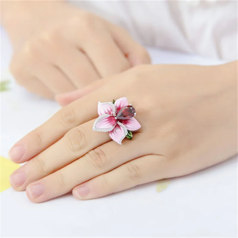 

New Fashion Creative Flower Zircon Image Ladies Birthday Gift Ring Anniversary Wedding Anniversary Party Jewelry Ring Wholesale