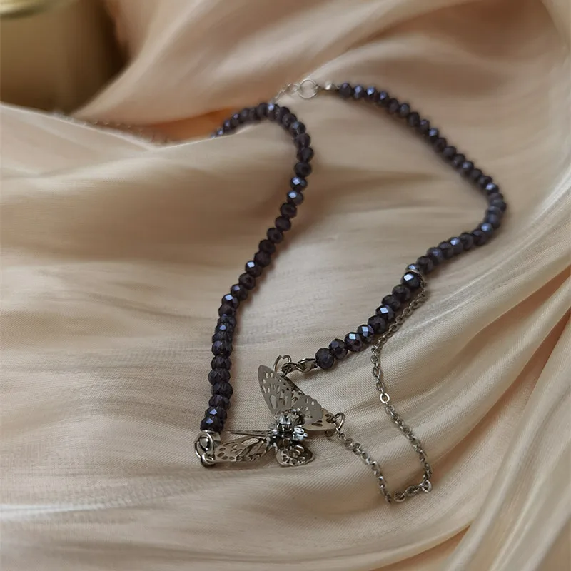 

The butterfly necklace female design texture ins cold wind purple crystal chain collar collar bone