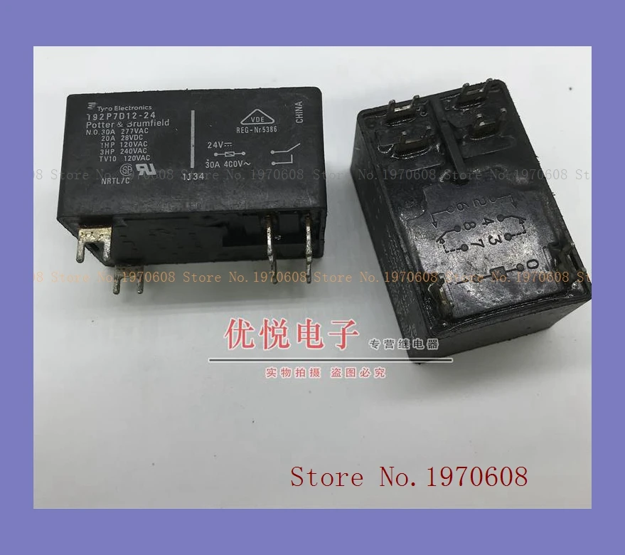 

T92P7D12-24 HF92F-024D-2A11S T92S7D12-24-24V 30A old used