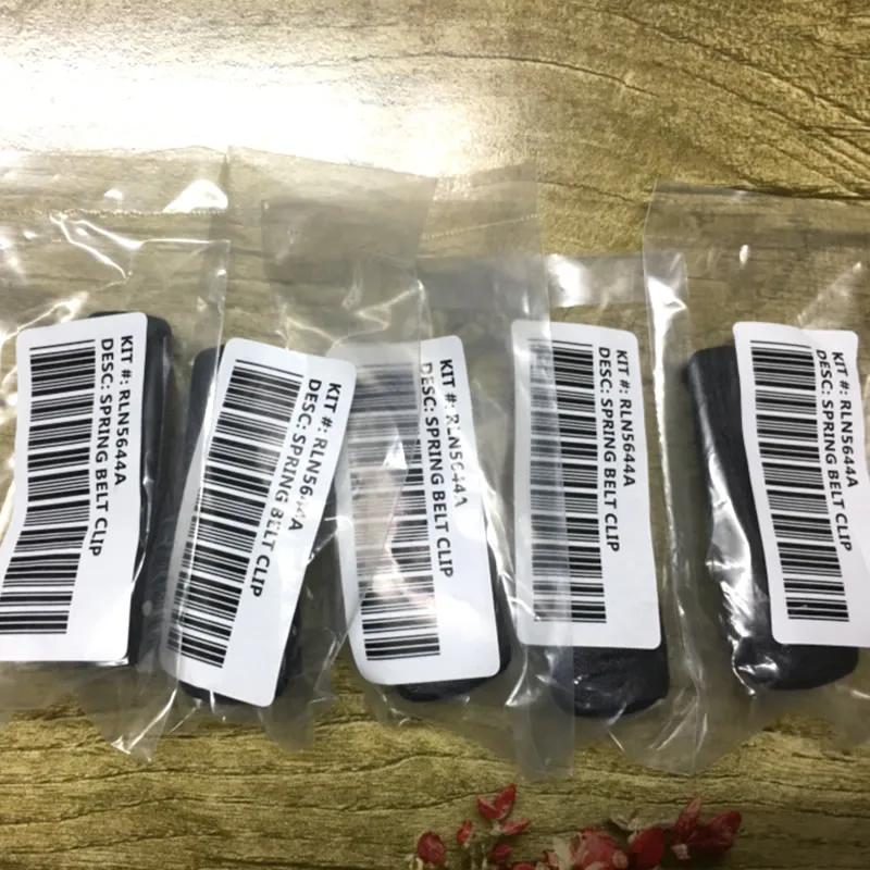 Зажим для ремня аккумулятора Motorola DEP450 XIR P3688 PR400 CP140 CP040 CP200 EP450 CP180 GP3188 GP3688 10 шт. |