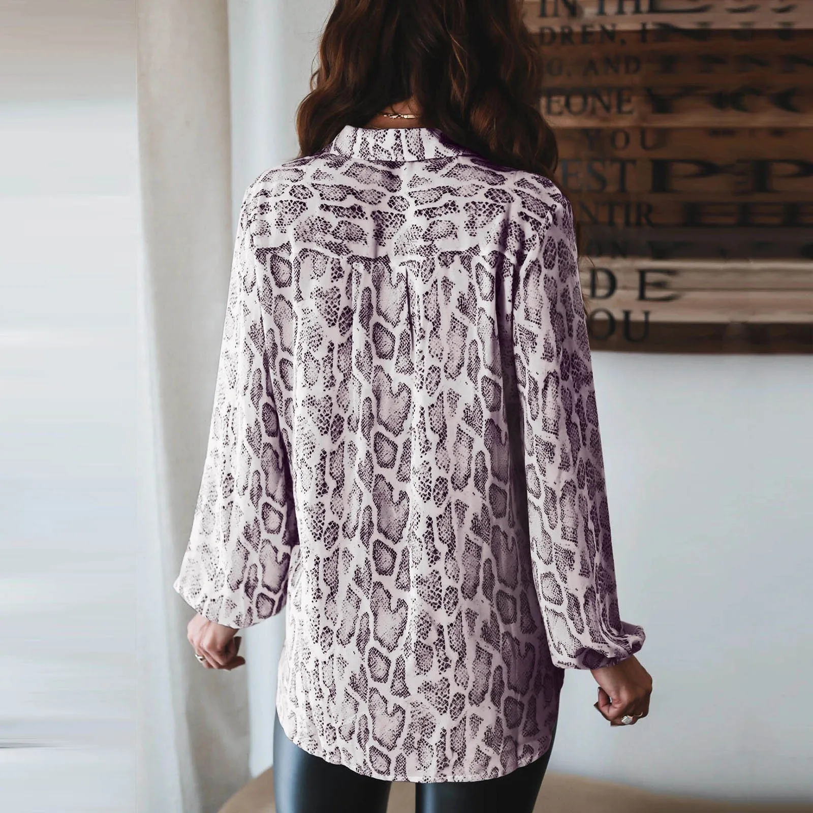 

Women Long Sleeve Nnake Print V-neck Shirt Loose Fashion Pullover lapel Ladies Tops Blouse Casual Homewear Female Office Top