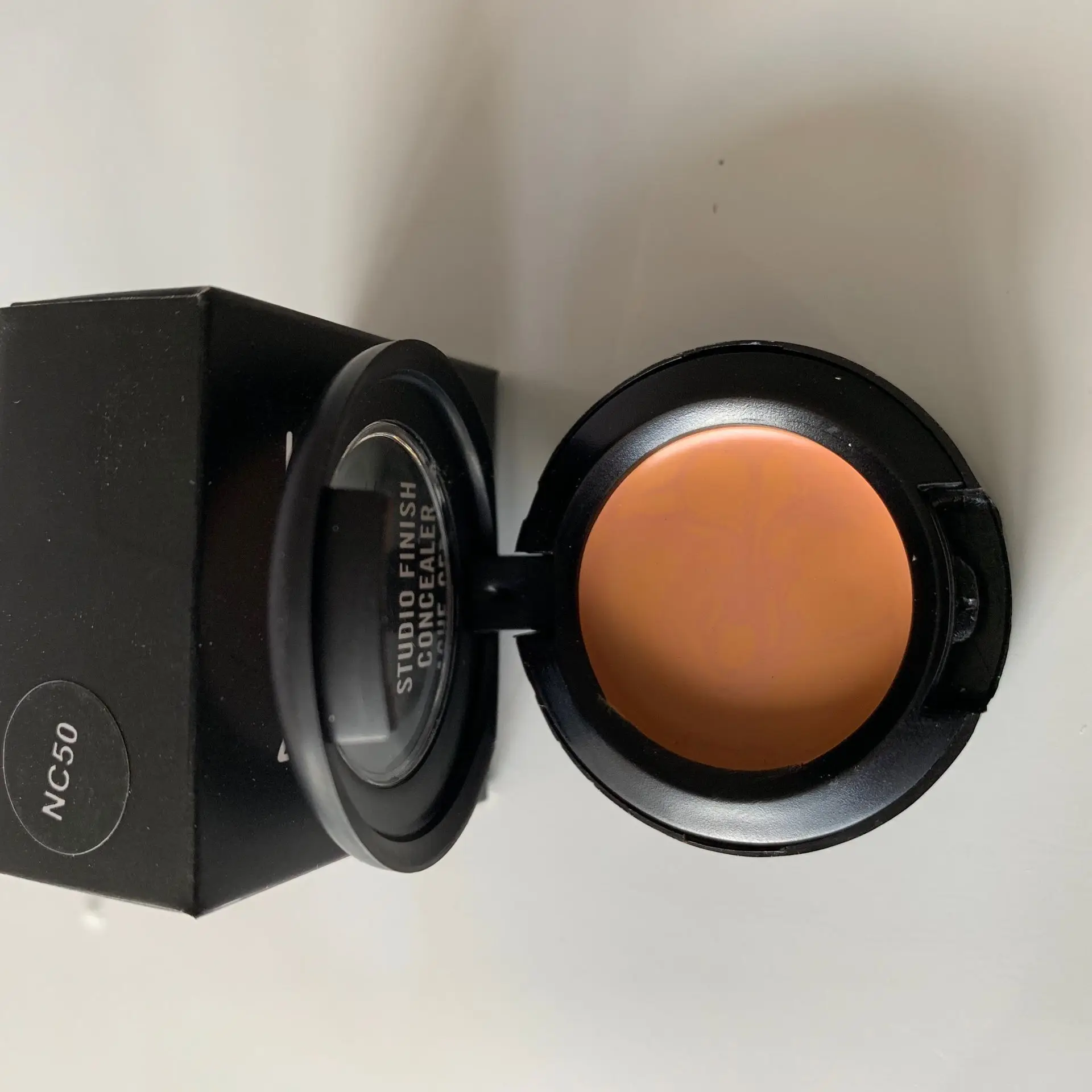 (120 шт./лот) горячий 9 цветов studio макияж тональный крем лучший результат cache cernes spf