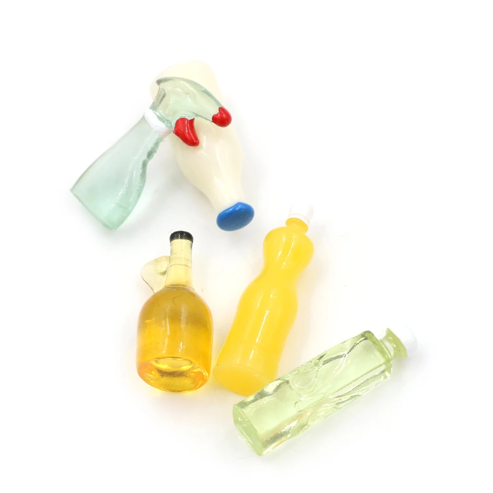 

1:12 Scale Toy 5 Pieces Plastic Kitchen Bottles Height 3cm Dollhouse Miniature for Doll Accessories Hot Sale