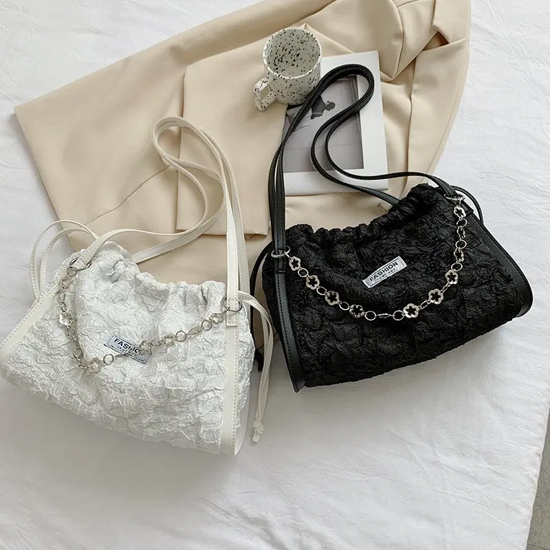 

Женская сумка для покупок, большая сумочка с драпировкой и цепочкой для подмышек, новинка 2021, нишевая дизайнерская сумка через плечо Joker