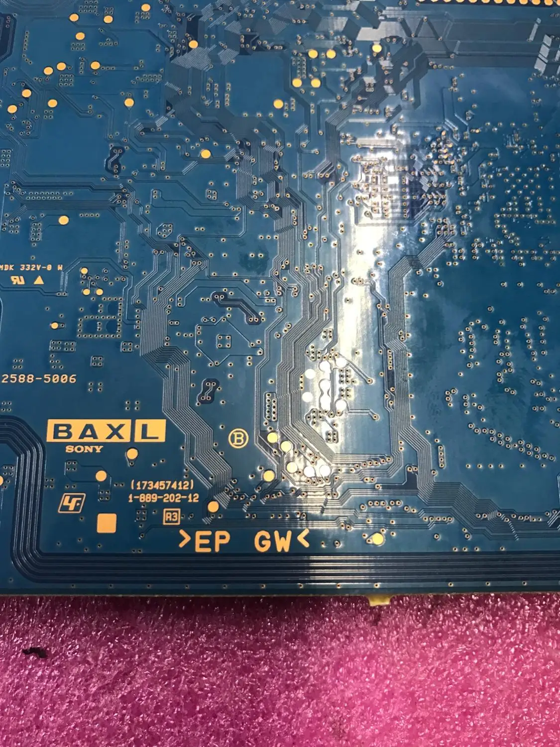 

Original KDL-55W800B motherboard 1-889-202-23 22/12 with screen T550HVF04.0/05