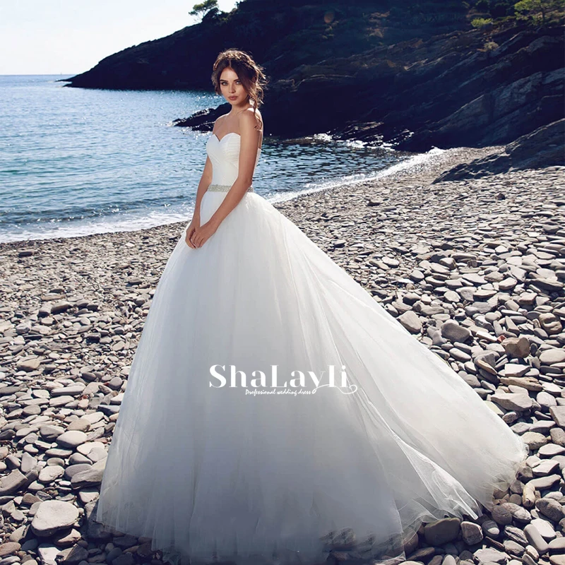 

Luxury Wedding Dress Elegant Multi-layer Lotus Leaf Yarn V-neck Beading Wedding Gowns Crystal Lace Up White Vestido De Noiva