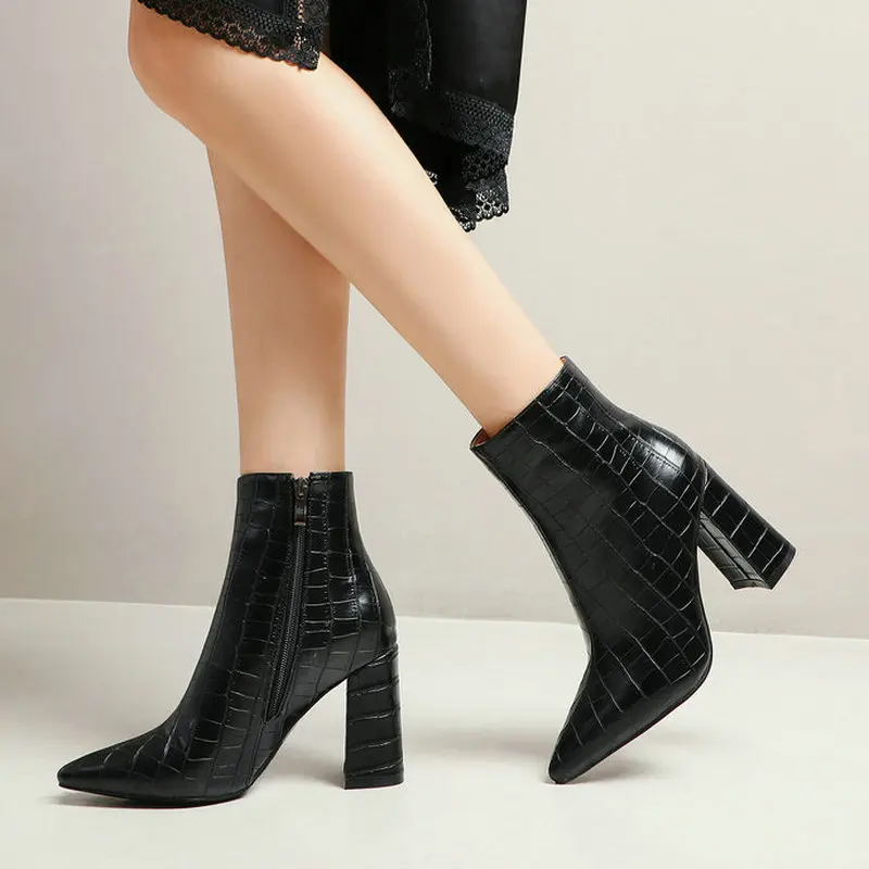 

Blue White Brown Women Ankle Boots Square Heel Women Pointed Toe Shoes Short Plush Women Winter Boots Stone Print PU Leather
