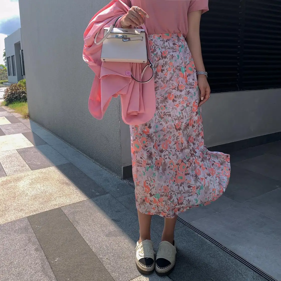 Женская юбка средней длины с цветочным рисунком весна-лето новинка 2020 длинная