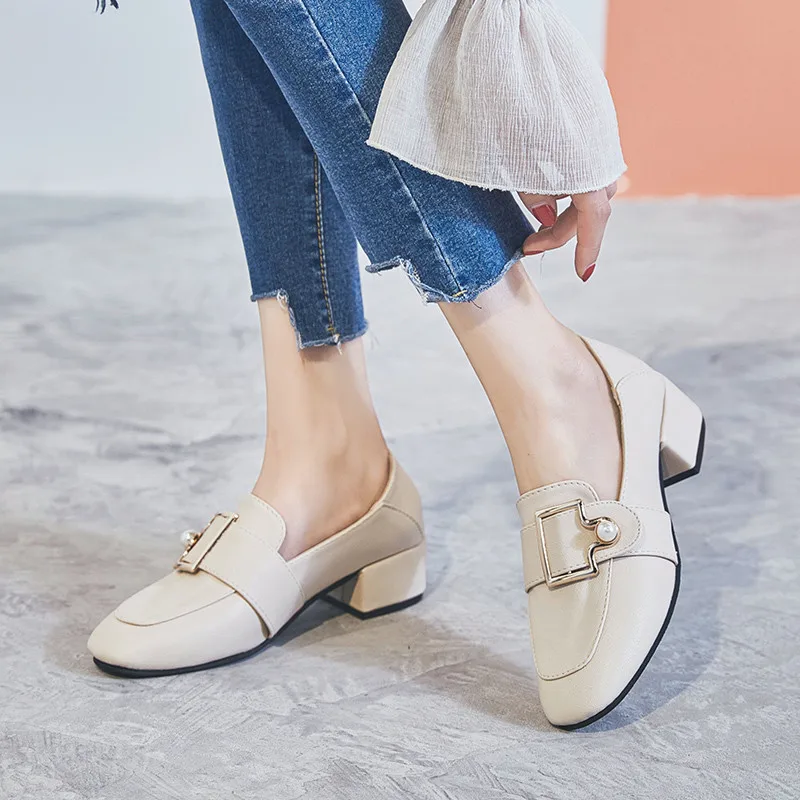 Обувь на толстом каблуке с пряжкой Женские туфли-лодочки Модельные офисные туфли