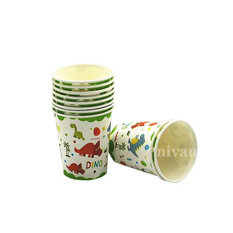 Для 10 детей празднование дня рождения тематика одноразовые столовые приборы