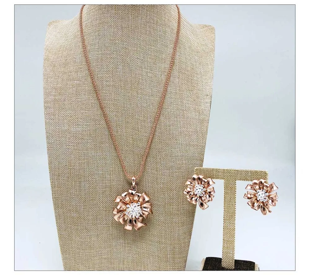 Viennois Rose Gold& Gold Color Stud Earrings Rhinestone Flower Pendent Necklace Set For Women Metal Party Jewelry Set