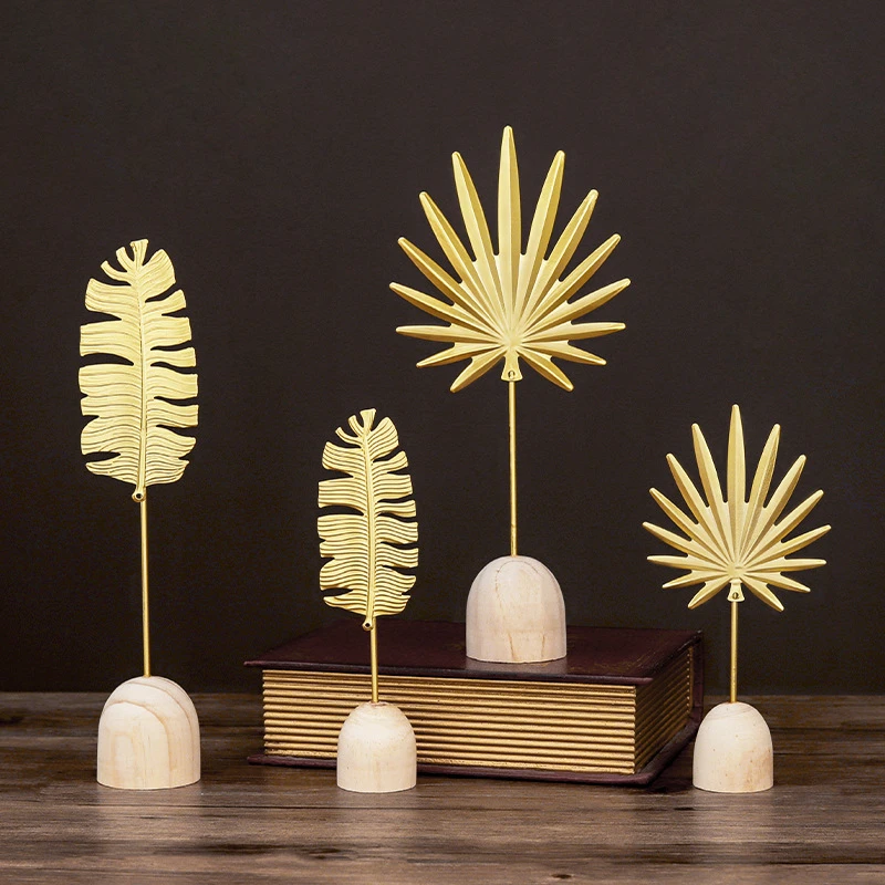 

Nordic Golden Leaf Ornaments Creative Wrought Iron Ornaments Modern Home Decoration Accessories Metal Palm Leaf Banana Leaves