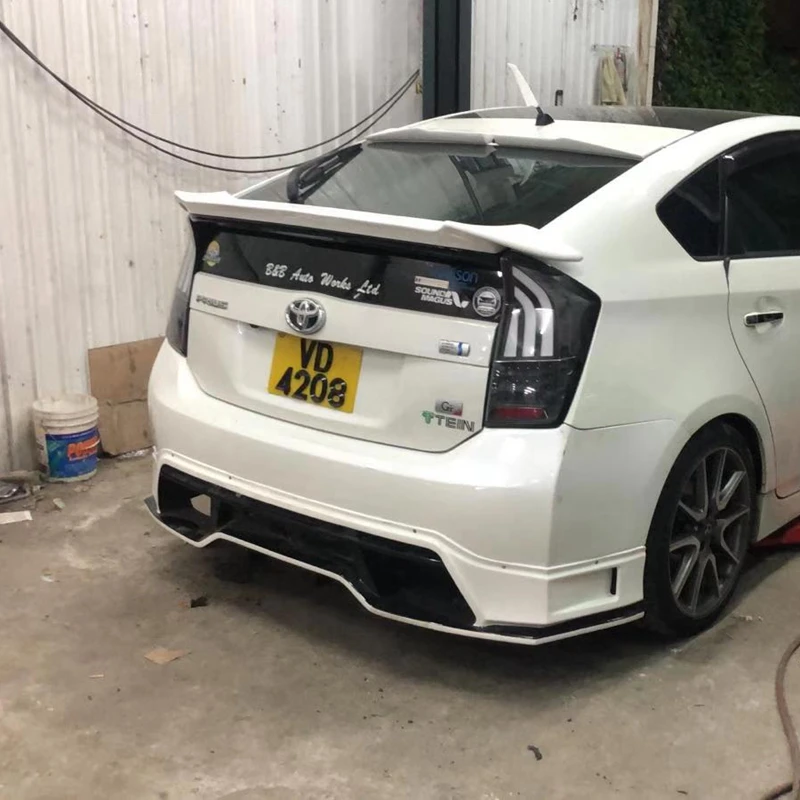 

Carbon fiber / FRP material spoiler for Toyota Prius 2009-2014ROWEN style main spoiler