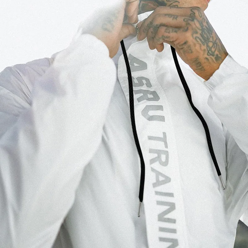 

2021 Outdoor Jackets Men Reflective Letters Hooded Windproof Running Jacket Sports Outwear Men Clothing Cycling Sportswear MY379