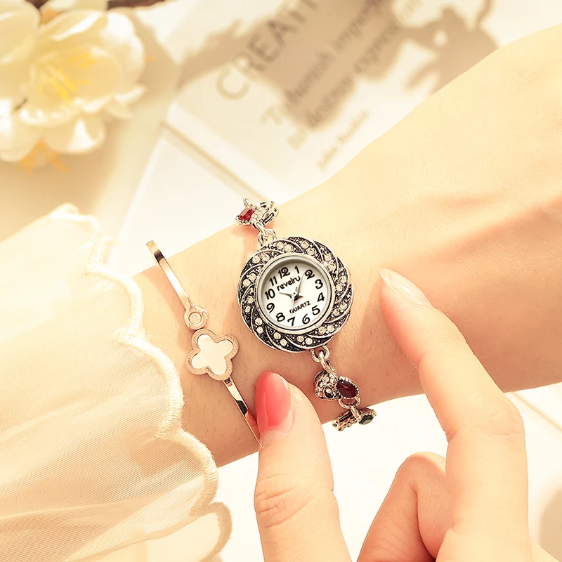 

QINGXIYA Ladies Elegant Wrist Watches Women Bracelet Rhinestones Analog Quartz Watch Women's Crystal Small Dial Watch Reloj