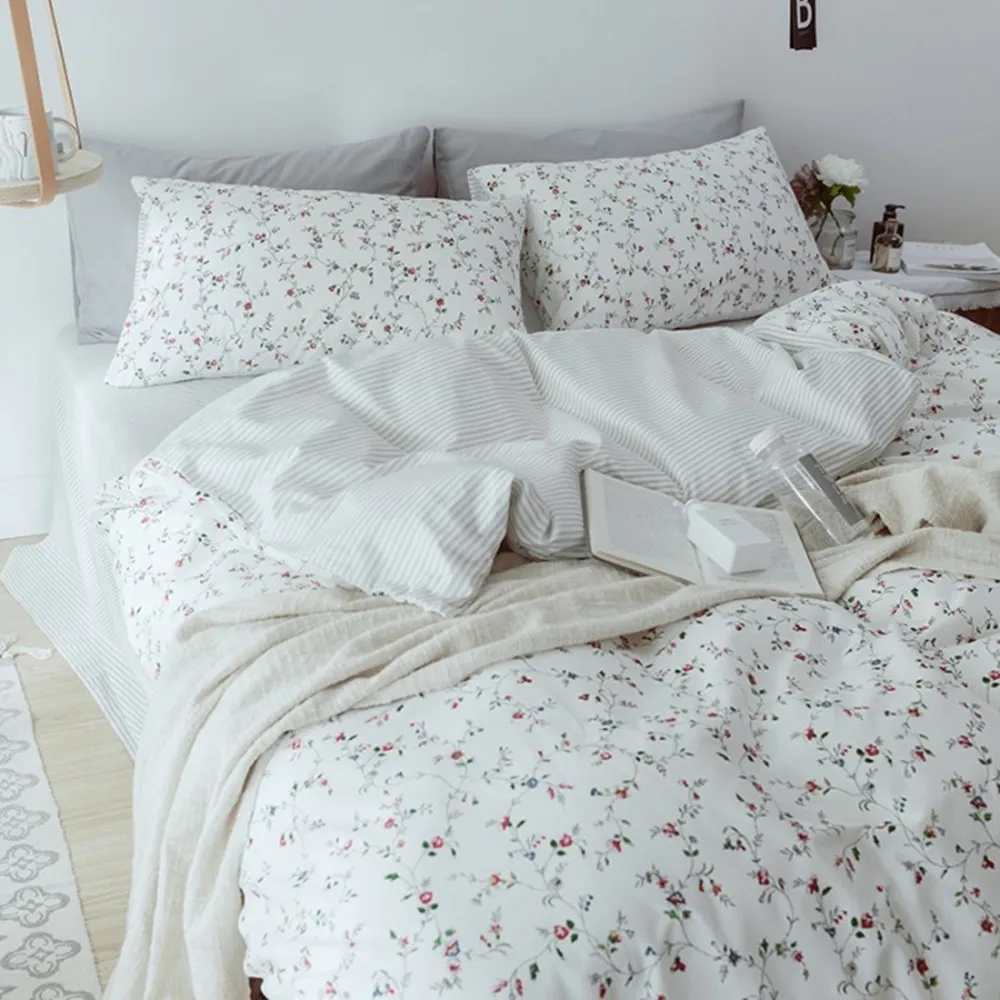 Комплект постельного белья из хлопка с маленьким цветочным рисунком комплект
