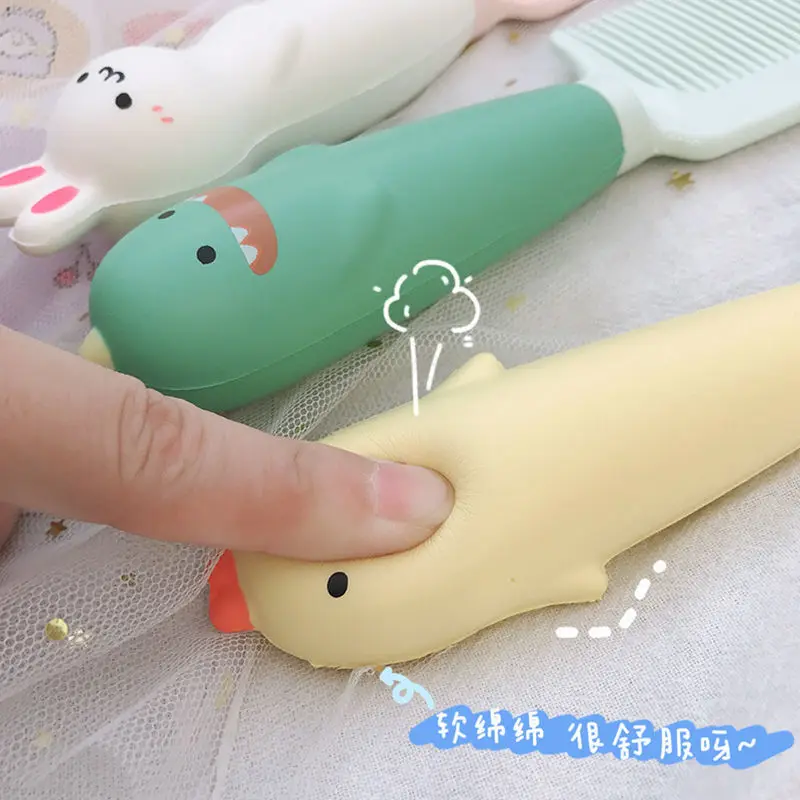 

Cute girl heart cartoon comb net red portable home anti-static plastic straight hair smooth hair comb