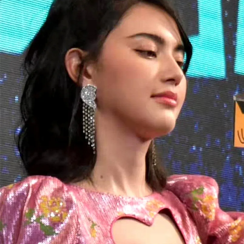 Новое поступление блестящие Висячие серьги Стразы с кисточками для женщин