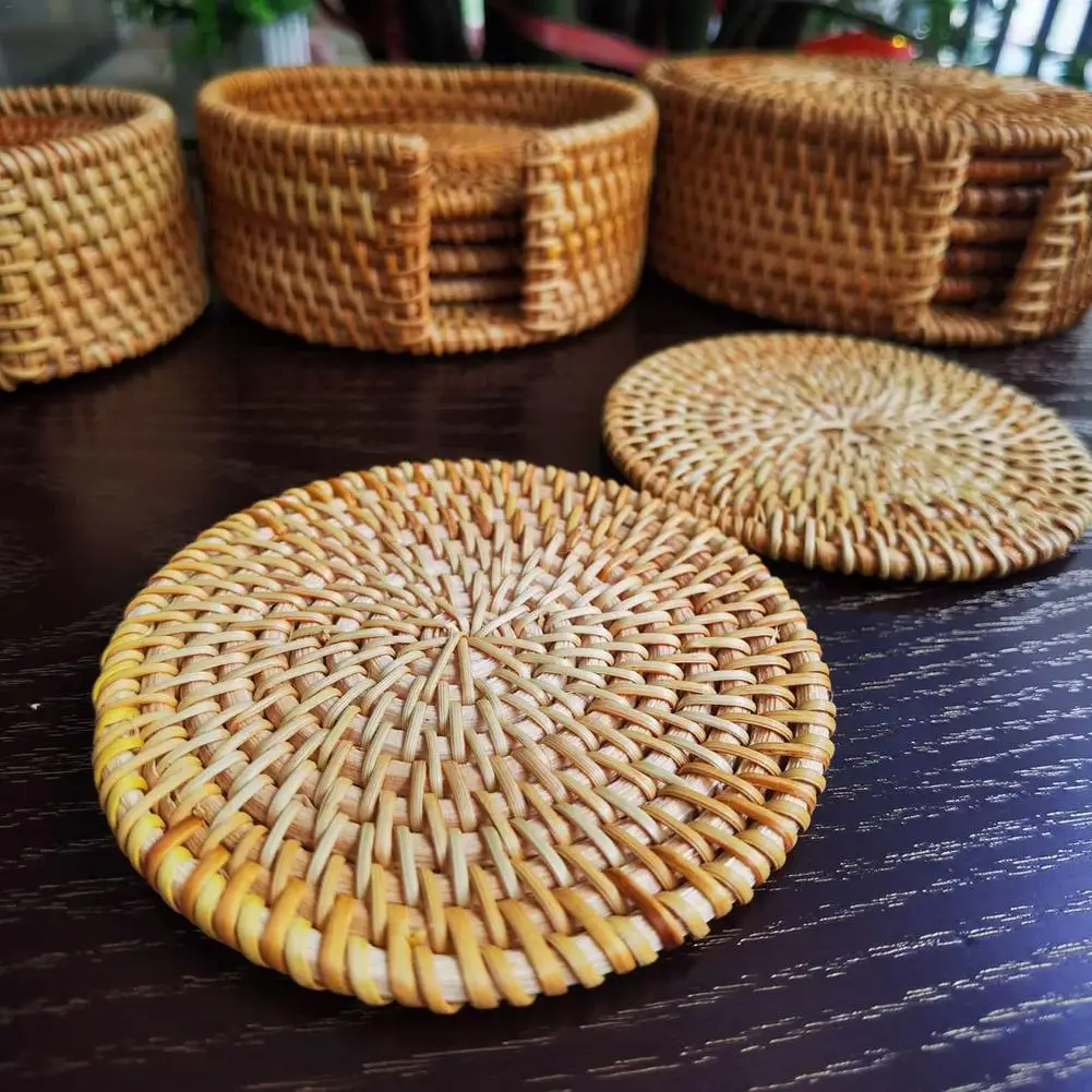 

1pc Handmade Natural Rattan Pad Kitchen Table Mats Rattan Insulation Coaster Bowl Mats Padding Mat Kitchen Accessories Dropship