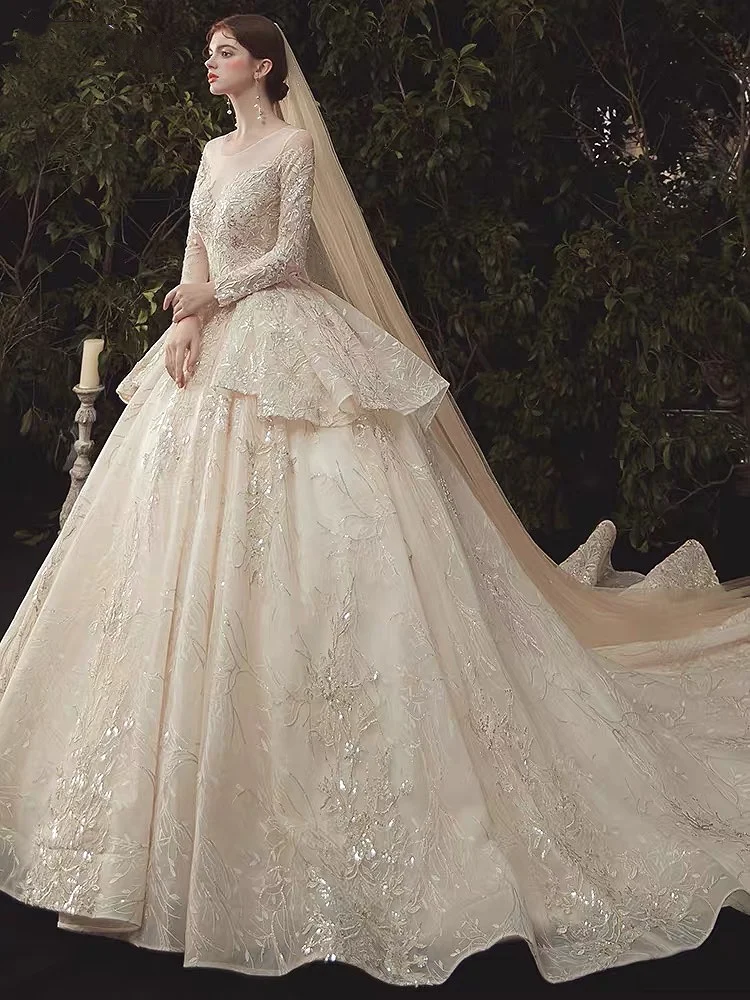 

Luxury Lace Wedding Dresses Long Sleeves Shiny Beads Sequins O-Neck Illusion Princess Cathedral Bridal Gowns Elegant 2021 Dubai