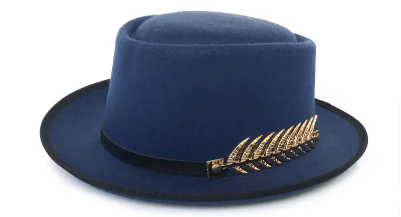 YY золотой пояс с перьями Fedora шляпа для мужчин плоский Топ шляпы Трилби для женщин свиной пирог джаз шляпа Классическая церковная Кепка FD19040