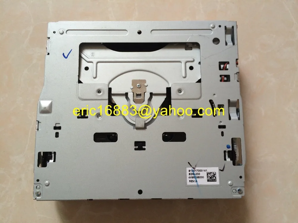 Оригинальные новые Sanyo SF-C250 Автомобильный CD механизм с лазерная головка IP9005CR для
