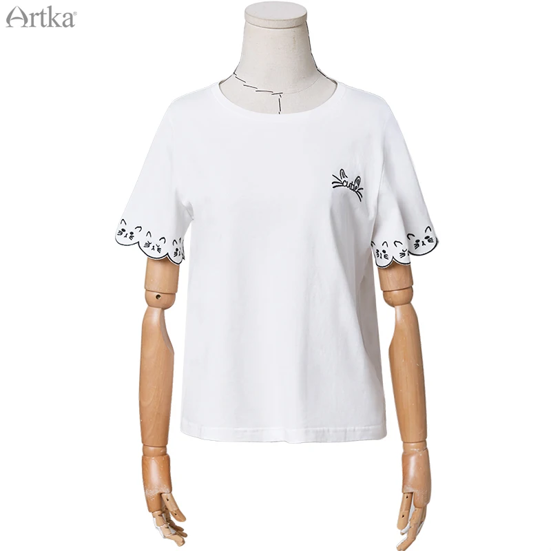 

ARTKA 2020 Summer New Women T-shirt Fashion Pure Cotton O-Neck White T-shirt Cat Embroidery Loose Short Sleeve T-shirts TA25306X