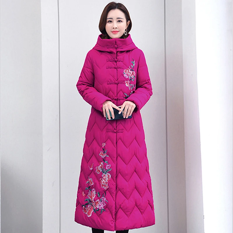 Женская зимняя длинная парка с капюшоном и цветочной вышивкой однобортное
