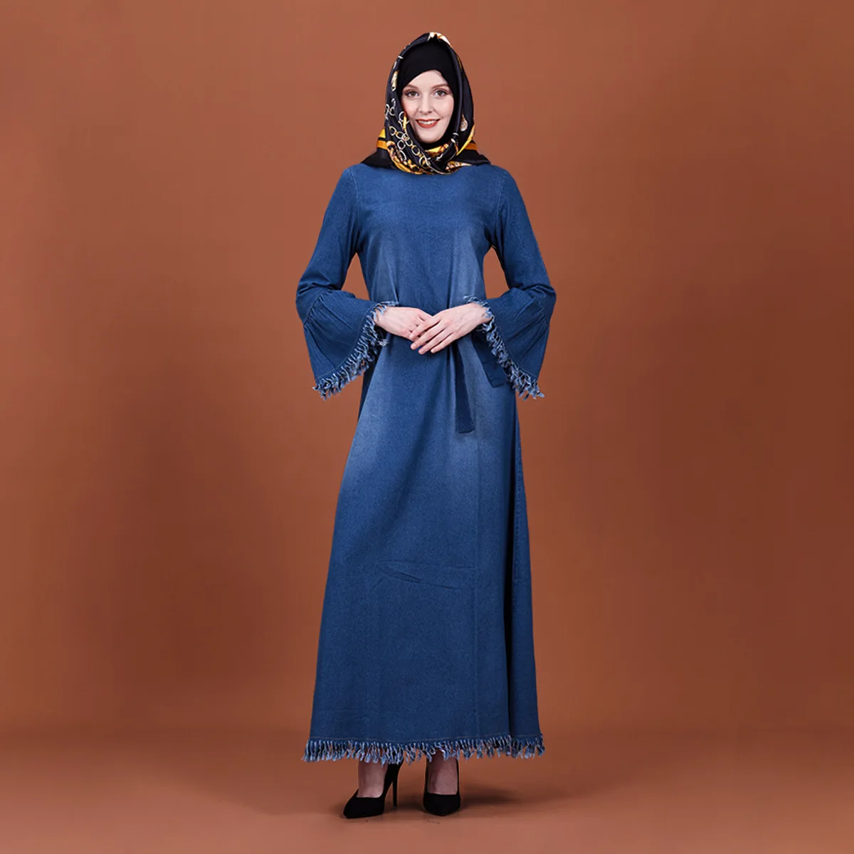 

Dubai Muslim Women Hijab Dress Flare Sleeve Lace-up Tassel Denim Dresses Islam Abaya Kaftan Middle East Arab Islamic Clothing