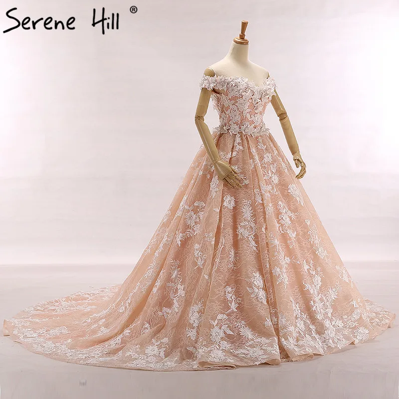 Романтичное свадебное платье из тюля с аппликацией персикового цвета 3D цветком