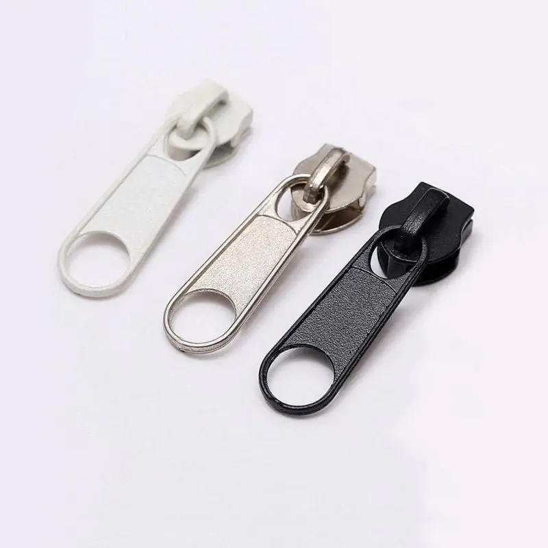 Ползунки для застежки-молнии нет. 5 автоматически загорающиеся бабочки