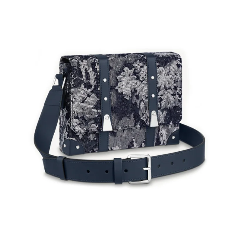 

Plumn Men's TRUNK Messenger Bag Men's Travel Bag Stitching Pattern Crossbody Bag