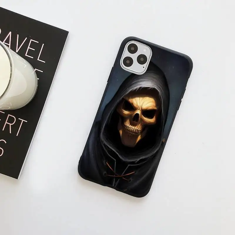

Grim Reaper Skeleton Horror Phone Case for iPhone 7 8 11 12 Pro X XS Max XR Samsung A S 10 20 50 Plus pro funda