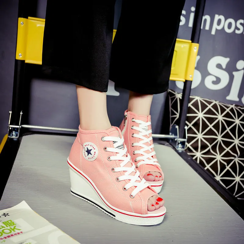 Женские ботинки на высокой платформе с высоким берцем танкетке повседневные